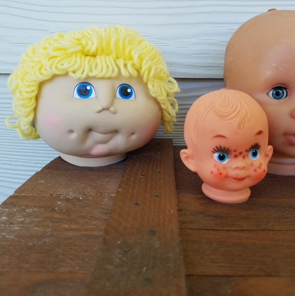 Random Vintage lot of 5 Doll Heads Plastic Randtoy Lee Ward Odd Doll Heads Diy - Picture 8 of 8